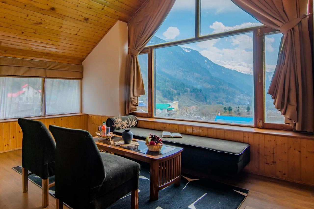 Villa Lost In The Alps By Veo - Part Of Stayvista Manali (Himachal Pradesh)